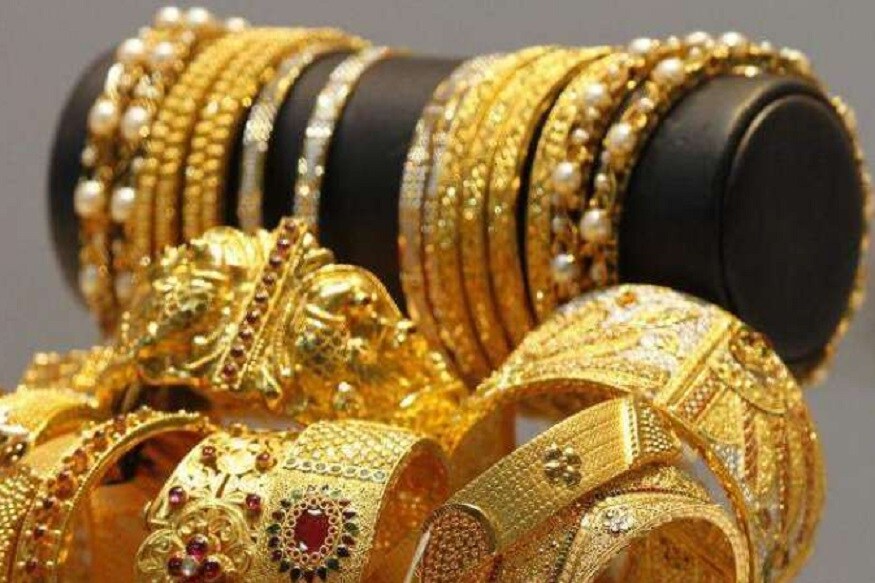 ২২ ক্যারাট সোনার দাম ১ গ্রামের দাম ৩,৬৯০ টাকা (১৩ টাকা বেড়েছে) ৷ ৮ গ্রামের দাম ২৯,৫২০ টাকা (বেড়েছে ১০৪ টাকা), ১০ গ্রামের দাম ৩৫,৮৫০ টাকা (বেড়েছে ২৮০ টাকা), ১০০ গ্রাম সোনার দাম ৩,৫৮,৫০০ (বেড়েছে ২,৮০০ টাকা) ৷ প্রতীকী ছবি ৷ ২২ ক্যারাট সোনার দাম ১ গ্রামের দাম ৩,৬৯০ টাকা (১৩ টাকা বেড়েছে) ৷ ৮ গ্রামের দাম ২৯,৫২০ টাকা (বেড়েছে ১০৪ টাকা), ১০ গ্রামের দাম ৩৫,৮৫০ টাকা (বেড়েছে ২৮০ টাকা), ১০০ গ্রাম সোনার দাম ৩,৫৮,৫০০ (বেড়েছে ২,৮০০ টাকা) ৷ প্রতীকী ছবি ৷