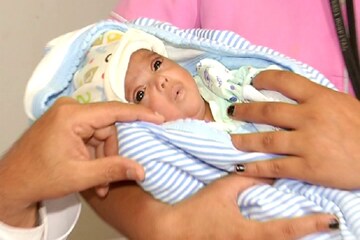 মাত্র ৪৪০ গ্রাম ওজনের শিশু জন্মালো মোহালিতে, ডাক্তারা নাম দিয়েছে বাহুবলী