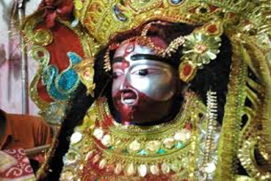 গাছ যেমন নিজেকে ধ্বংস করে সন্তানের জন্ম দেয়, তেমনই একজন মা নিজের জীবনের সমস্ত শখ-আহ্লাদ বিসর্জন দিয়ে সন্তানের ভালমন্দকে সব থেকে বেশি গুরুত্ব দেন ৷ গাছ যেমন নিজেকে ধ্বংস করে সন্তানের জন্ম দেয়, তেমনই একজন মা নিজের জীবনের সমস্ত শখ-আহ্লাদ বিসর্জন দিয়ে সন্তানের ভালমন্দকে সব থেকে বেশি গুরুত্ব দেন ৷