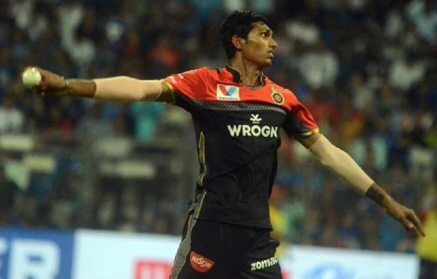 সাধারণ মধ্যবিত্ত পরিবার থেকে উঠে আসা নবদীপ একদম শুরুতে মাত্র ২০০ টাকার জন্যেও ক্রিকেট খেলেছেন ৷ সাধারণ মধ্যবিত্ত পরিবার থেকে উঠে আসা নবদীপ একদম শুরুতে মাত্র ২০০ টাকার জন্যেও ক্রিকেট খেলেছেন ৷
