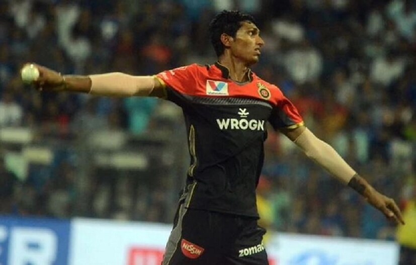 সাধারণ মধ্যবিত্ত পরিবার থেকে উঠে আসা নবদীপ একদম শুরুতে মাত্র ২০০ টাকার জন্যেও ক্রিকেট খেলেছেন ৷ 