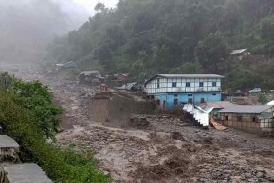 ধেমাজি, লখিমপুর, বিশ্বনাথ, শন্তিপুর, দারাং, বাক্সা, বরপেতা সহ একাধিক জায়গায় বন্যায় জেরে প্রায় ১৪ লক্ষ মানুষের জীবন বিপন্ন । ধেমাজি, লখিমপুর, বিশ্বনাথ, শন্তিপুর, দারাং, বাক্সা, বরপেতা সহ একাধিক জায়গায় বন্যায় জেরে প্রায় ১৪ লক্ষ মানুষের জীবন বিপন্ন ।