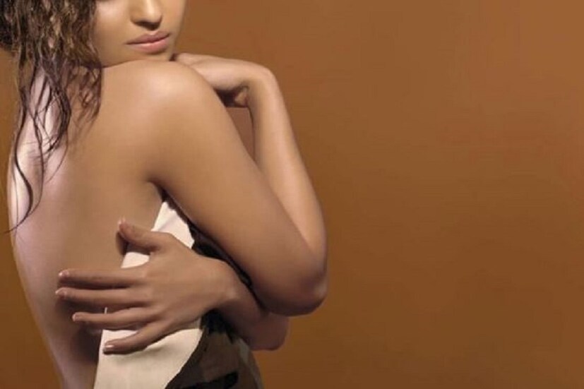 জীবনে এক পুরুষ কেন? বহু পুরুষের সহচার্য চান বলি নায়িকা৷ নিজের মনোভাব স্পষ্ট করলেন তিনি৷ এক পুরুষের সঙ্গে জীবন কাটানো কোনও নিয়ম হতে পারে না৷ এটা কারও পছন্দ বিশেষ হতে পারে৷ কারণ...