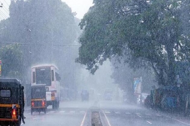 ভারতীয় মৌসম বিভাগের তরফে ভারী বৃষ্টির সতর্কতা জারি করা হয়েছে ৷ মৌসম বিভাগের তরফে দেশের ৬ রাজ্যে রেড অ্যালার্ট জারি করা হয়েছে ৷ উত্তরপ্রদেশ, বিহারে প্রবল বৃষ্টির সতকর্তা জারি করা হয়েছে ৷ ভারতীয় মৌসম বিভাগের তরফে ভারী বৃষ্টির সতর্কতা জারি করা হয়েছে ৷ মৌসম বিভাগের তরফে দেশের ৬ রাজ্যে রেড অ্যালার্ট জারি করা হয়েছে ৷ উত্তরপ্রদেশ, বিহারে প্রবল বৃষ্টির সতকর্তা জারি করা হয়েছে ৷