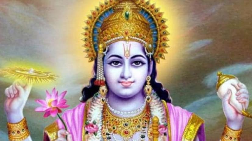  কেউ মৌনব্রত পালন করেন, কেউ বিশেষ কিছু খাদ্যগ্রহণ থেকে বিরত থাকেন, আবার কেউ এই চার মাস একবেলা আহার গ্রহণ করেন। সেই সঙ্গে চলে বিশেষ উপাসনা, পূজা-পাঠ।