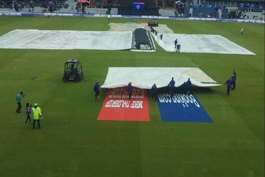 এই নিয়ে ৭ বার বিশ্বকাপের সেমিফাইনালের মঞ্চে উঠেছে ভারত৷ বিশ্বকাপ জিতেছে ২বার৷ অন্যদিকে ৮ বার বিশ্বকাপ সেমিফাইনালে উঠেও একাবারের জন্য বিশ্বকাপ জেতার স্বাদ পায়নি নিউজিল্যান্ড৷ এই নিয়ে ৭ বার বিশ্বকাপের সেমিফাইনালের মঞ্চে উঠেছে ভারত৷ বিশ্বকাপ জিতেছে ২বার৷ অন্যদিকে ৮ বার বিশ্বকাপ সেমিফাইনালে উঠেও একাবারের জন্য বিশ্বকাপ জেতার স্বাদ পায়নি নিউজিল্যান্ড৷