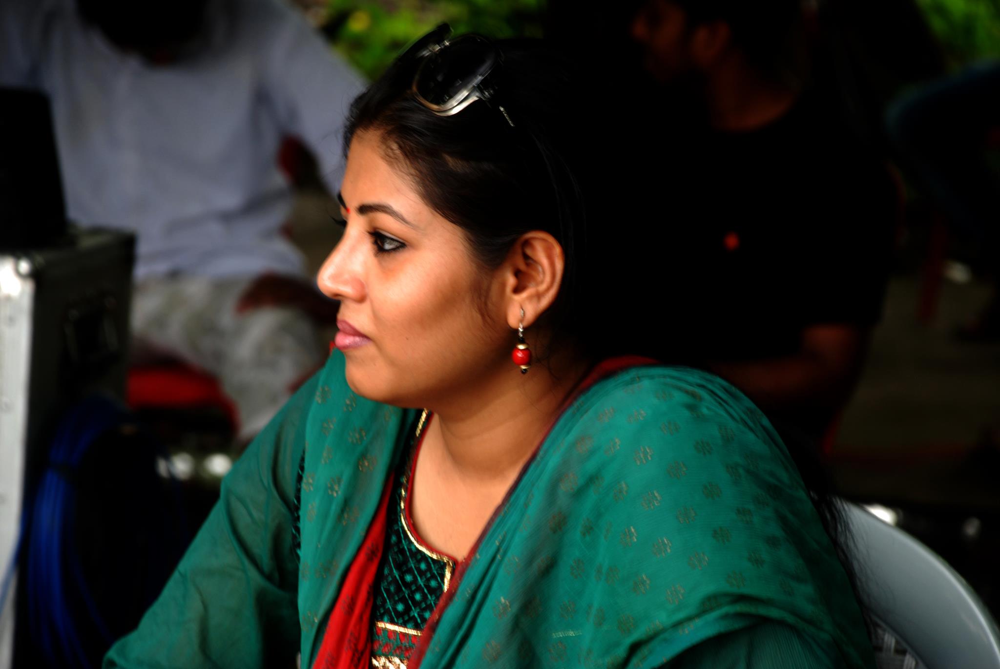 অভিযুক্ত প্রযোজকের বিরুদ্ধে বাঁশদ্রোণী থানায় অভিযোগ জানিয়েছেন মহিলা ৷ তাঁর নাম অতসী ভৌমিক ৷ সিনেমার PR বা বাণিজ্যিক প্রোমোশনের কাজ করেন তিনি ৷ Photo Courtesy: Atasi Bhowmick/Facebook অভিযুক্ত প্রযোজকের বিরুদ্ধে বাঁশদ্রোণী থানায় অভিযোগ জানিয়েছেন মহিলা ৷ তাঁর নাম অতসী ভৌমিক ৷ সিনেমার PR বা বাণিজ্যিক প্রোমোশনের কাজ করেন তিনি ৷ Photo Courtesy: Atasi Bhowmick/Facebook