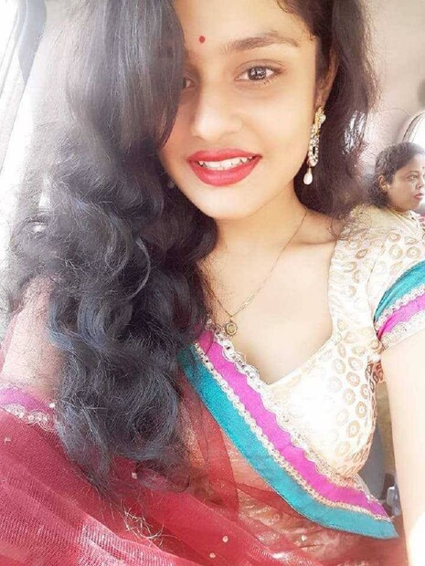 মাত্র তিন বছর বয়সে প্রসেনজিতের সঙ্গে অভিনয় দিয়ে হাতে খড়ি তিথি-র ৷ সেখান থেকেই সুযোগ এসেছিল মা সিরিয়ালে শিশু শিল্পীর চরিত্রে অভিনয় করার ৷ টানা চার বছর প্রায় সিরিয়ালটি চলে ৷ এরপর ক্লাস ৯ হয়ে যাওয়ায় পড়ার চাপে আর অভিনয়ে সে সময় ইতি দিয়েছিল সে ৷ Photo- facebook 