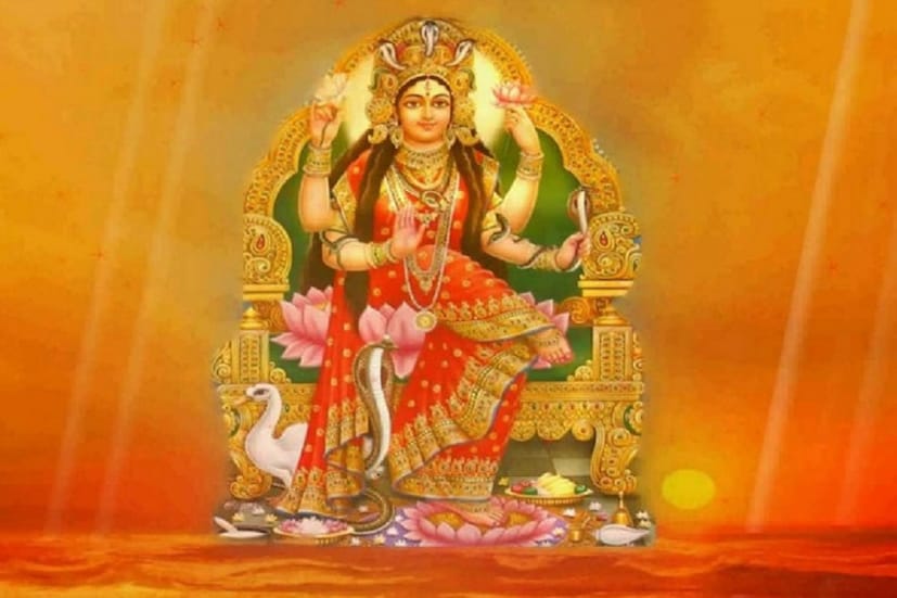 ♦ ১. মনসা পুজো করলে বাস্তুদোষ দূর হয়।