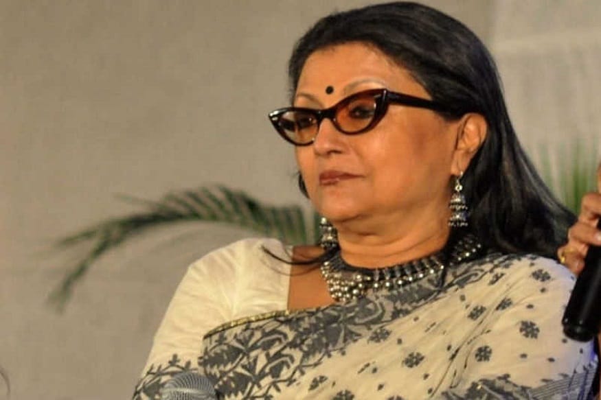 ২৫ তম কলকাতা আন্তর্জাতিক চলচ্চিত্র উৎসবের প্রস্তুতি শুরু হয়েছে জোরকদমে। ঢেলে সাজানো হচ্ছে প্রশাসনিক স্তরের প্রতিটি বিভাগ। আর তা নিয়ে জল্পনা কল্পনা, তর্ক-বিতর্ক, আলোচনা-সমালোচনাও কম হচ্ছে না! ২৫ তম কলকাতা আন্তর্জাতিক চলচ্চিত্র উৎসবের প্রস্তুতি শুরু হয়েছে জোরকদমে। ঢেলে সাজানো হচ্ছে প্রশাসনিক স্তরের প্রতিটি বিভাগ। আর তা নিয়ে জল্পনা কল্পনা, তর্ক-বিতর্ক, আলোচনা-সমালোচনাও কম হচ্ছে না!