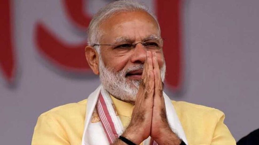 লোকসভায় বিপুল ভোটে জয়ের পর দ্বিতীয়বারের জন্য ভারতের প্রধানমন্ত্রী হয়েছেন তিনি। সরকার ও দেশ সম্পর্কিত বিভিন্ন বিষয় নিয়ে সোশ্যাল মিডিয়ায় তাঁর সক্রিয়তা নজর কাড়ে গোটা বিশ্বের।  