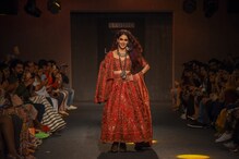 ল্যাকমে ফ্যাশন উইকের ফাইনাল ডেতে তারকার হাট, দেখুন সব ছবি ল্যাকমে ফ্যাশন উইকের ফাইনাল ডেতে তারকার হাট, দেখুন সব ছবি