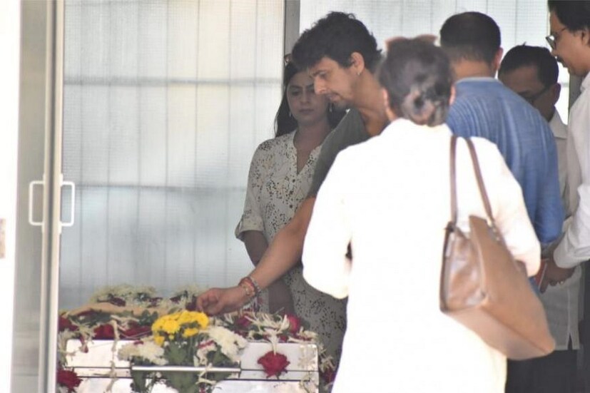 নিজের কিছু প্রাইভেট অ্যালবাম সোনু গান গেয়েছিলেন খৈয়ামের সুরে৷ খৈয়াম ছিলেন সোনু অনুপ্ররণা৷ 