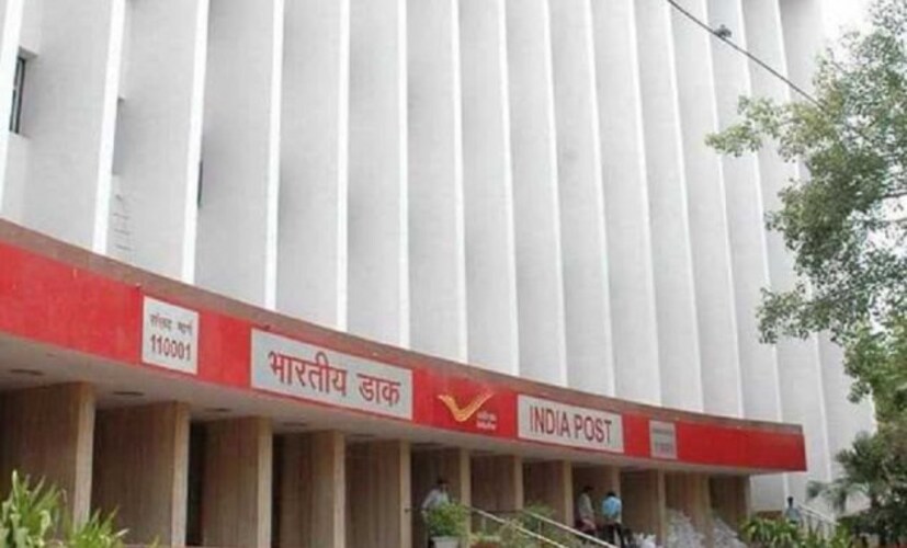 পয়লা সেপ্টেম্বর ২০১৮ সালে চালু করা হয় IPPB ৷ এর জেরে গ্রামীণ এলাকায় ব্যাঙ্কিং সুবিধা সহজেই পাচ্ছেন মানুষ ৷ এছাড়াও রয়েছে এয়ারটেল পেমেন্টস ব্যাঙ্ক, FINO পেমেন্টস ও এটিএম পেমেন্টস ব্যাঙ্ক অপারেশনাল রয়েছে ৷