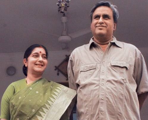 • মাত্র ৩৪ বছরে শীর্ষ আদালতের আইনজীবী নিযুক্ত হন তিনি ৷ কনিষ্ঠতম আইনজীবী হিসাবে নিযুক্ত হয়েছিলেন তিনি ৷ • মাত্র ৩৪ বছরে শীর্ষ আদালতের আইনজীবী নিযুক্ত হন তিনি ৷ কনিষ্ঠতম আইনজীবী হিসাবে নিযুক্ত হয়েছিলেন তিনি ৷