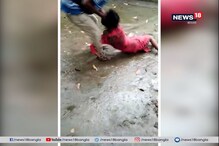 নৃশংস! প্রৌঢ় পাত্রকে বিয়ে করতে অস্বীকার, ১৫ বছরের মেয়েকে বেধড়ক মার বাবার নৃশংস! প্রৌঢ় পাত্রকে বিয়ে করতে অস্বীকার, ১৫ বছরের মেয়েকে বেধড়ক মার বাবার