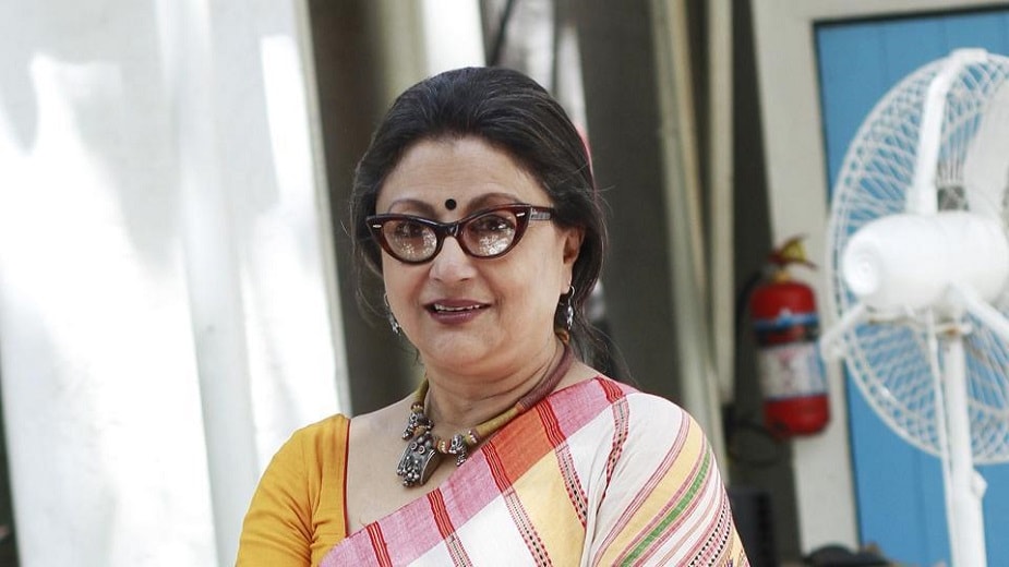 তাহলে কি এই দফতরে তিনি থাকবেন না ? অপর্ণা সেন জানান, তিনি এই দফতরে থাকবেন না ৩টি কারণে ! প্রথমত, তাঁকে জিজ্ঞেস না করেই তাঁর নাম এই কমিটিতে রাখা হয়েছে। তাহলে কি এই দফতরে তিনি থাকবেন না ? অপর্ণা সেন জানান, তিনি এই দফতরে থাকবেন না ৩টি কারণে ! প্রথমত, তাঁকে জিজ্ঞেস না করেই তাঁর নাম এই কমিটিতে রাখা হয়েছে।