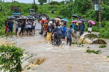 ভারী বৃষ্টিতে ভাসছে একাধিক রাজ্য, আগামী ৪৮ ঘণ্টা চলবে টানা বৃষ্টি ভারী বৃষ্টিতে ভাসছে একাধিক রাজ্য, আগামী ৪৮ ঘণ্টা চলবে টানা বৃষ্টি