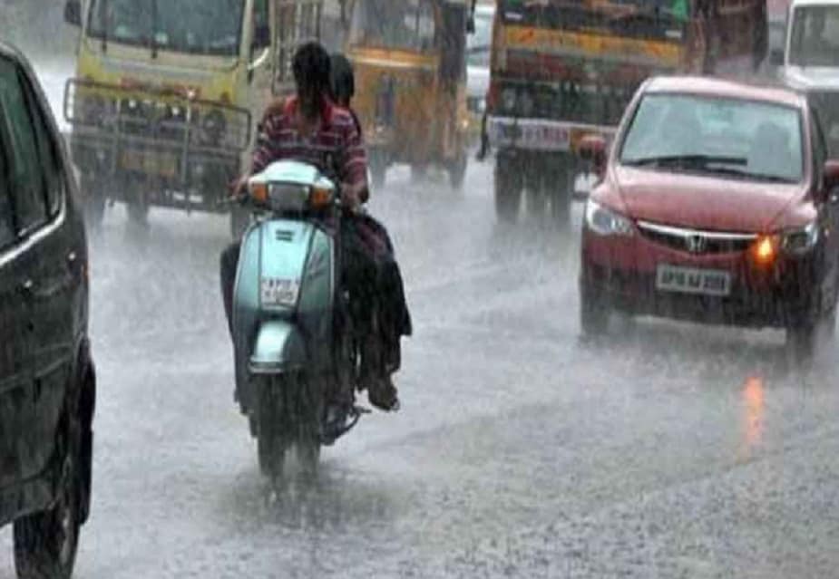 ৭০ থেকে ১১০ মিমি বৃষ্টি হতে পারে মালদা দুই দিনাজপুর নদীয়া মুর্শিদাবাদ ও উত্তর২৪ পরগনা । প্রতীকী ছবি ৷ ৭০ থেকে ১১০ মিমি বৃষ্টি হতে পারে মালদা দুই দিনাজপুর নদীয়া মুর্শিদাবাদ ও উত্তর২৪ পরগনা । প্রতীকী ছবি ৷