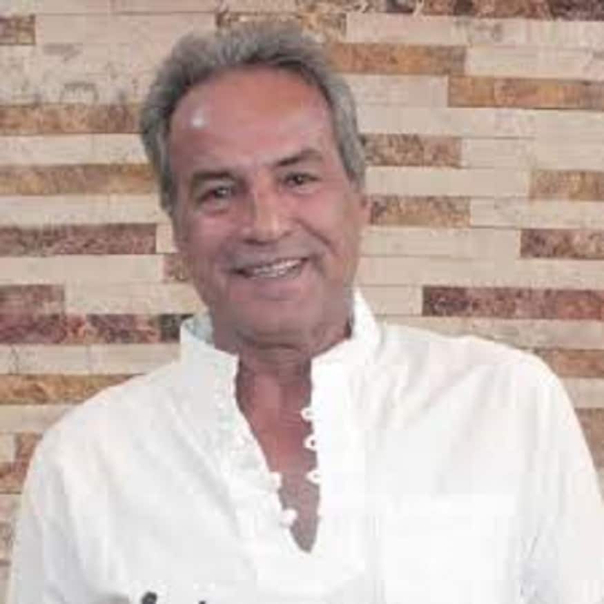 তবে দারুণ প্রতিভাবান এই ফুটবলার এর পরবর্তী পর্যায়ে মাদকাসক্ত হয়ে পরেন এবং এরপর নিজের পুরনো পারফরম্যান্স আর মাঠে দ্বিতীয়বার ফেরাতে পারেননি ৷ Photo Courtesy- Majid Baskar Lovers / Facebook Handle তবে দারুণ প্রতিভাবান এই ফুটবলার এর পরবর্তী পর্যায়ে মাদকাসক্ত হয়ে পরেন এবং এরপর নিজের পুরনো পারফরম্যান্স আর মাঠে দ্বিতীয়বার ফেরাতে পারেননি ৷ Photo Courtesy- Majid Baskar Lovers / Facebook Handle