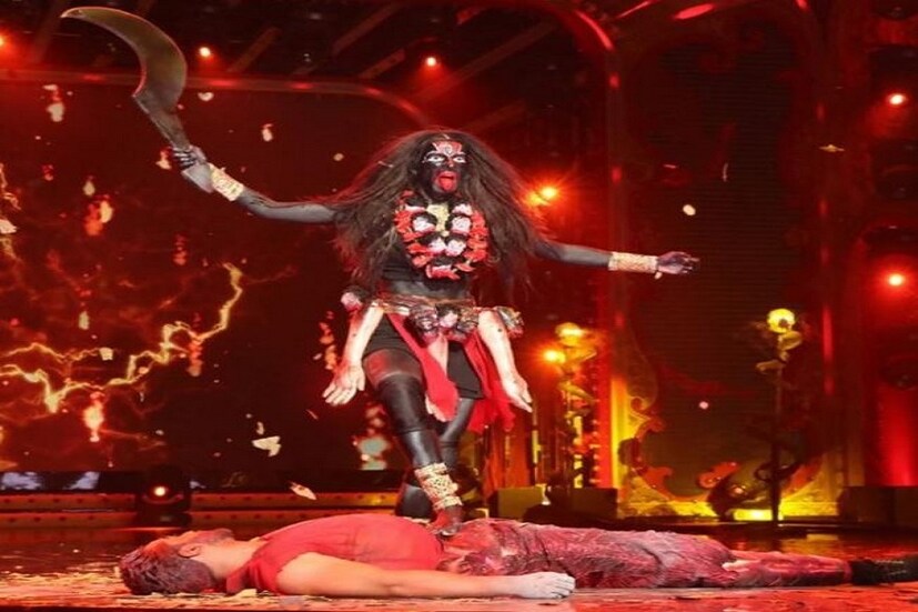 হার্দিকের জীবনের নয়া নারী ৷ এই মুহূর্তে ক্রিকেট থেকে বিরতিতে রয়েছেন ভারতীয় ক্রিকেটের পিন আপ বয় ৷ তাঁর জীবনে নারী আসতে যেতেই থাকেন ৷ এবার আবার নয়া নারী ৷ সম্প্রতি এক রিয়্যালিটি শ্যো-র নায়িকায় মন মজেছে পান্ডিয়া ছোট ভাইয়ের ৷Photo- File