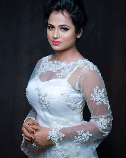এ যেন তুলির টান, এক কবির কপ্লনা ৷ ছবি সৌজন্যে ইনস্টাগ্রাম ৷
