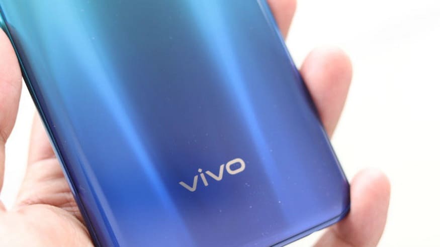 Vivo Z1x-এর দাম হতে পারে 20,000 টাকা। কোম্পানি এখনও Vivo Z1x ফোনের লঞ্চের সম্বন্ধে কিছু জানায় নি, ফোনের কোনও স্পেসিফিকেশনো জানায় নি। কিন্তু কোম্পানি ফোনের প্রোমোশনের জন্য #FullyLoaded হাসট্যাগ ব্যবহার করেছে। এর থেকে এটা বোঝা যাচ্ছে যে ফোনটিতে থাকবে এক সে এক সব ফিচার Vivo Z1x-এর দাম হতে পারে 20,000 টাকা। কোম্পানি এখনও Vivo Z1x ফোনের লঞ্চের সম্বন্ধে কিছু জানায় নি, ফোনের কোনও স্পেসিফিকেশনো জানায় নি। কিন্তু কোম্পানি ফোনের প্রোমোশনের জন্য #FullyLoaded হাসট্যাগ ব্যবহার করেছে। এর থেকে এটা বোঝা যাচ্ছে যে ফোনটিতে থাকবে এক সে এক সব ফিচার