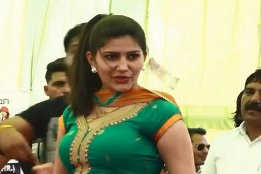 সম্প্রতি তাঁর একটি নাচের ভিডিও ইউটিউবে ভাইরাল হয়েছে ৷ এই ভিডিওটি ভাইরাল হয়েছে কেননা অনেকদিন পরে স্বমহিমায় স্বপ্না চৌধুরিকে দেখা গিয়েছে ৷ ফাইল ছবি ৷ সম্প্রতি তাঁর একটি নাচের ভিডিও ইউটিউবে ভাইরাল হয়েছে ৷ এই ভিডিওটি ভাইরাল হয়েছে কেননা অনেকদিন পরে স্বমহিমায় স্বপ্না চৌধুরিকে দেখা গিয়েছে ৷ ফাইল ছবি ৷