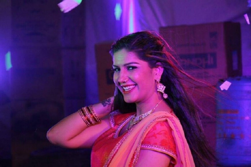 এই গানটি ২২ মে ২০১৮ সালে ইউটিউবে আপলোড করা হয়েছিল ৷ এখনও পর্যন্ত ২০ লক্ষেরও বেশি মানুষ দেখেছেন এটিকে ৷ ফাইল ছবি ৷ এই গানটি ২২ মে ২০১৮ সালে ইউটিউবে আপলোড করা হয়েছিল ৷ এখনও পর্যন্ত ২০ লক্ষেরও বেশি মানুষ দেখেছেন এটিকে ৷ ফাইল ছবি ৷