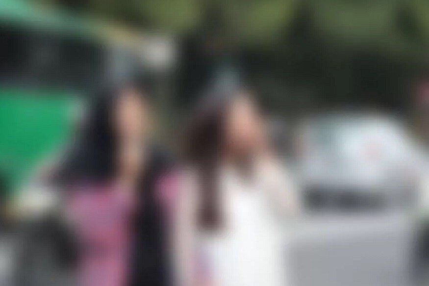 সম্পূর্ণ ভাবে ঘটনাটি পুলিশকে জানিয়েছেন এলাকায় এই ঘটনা এমন ঘটে চলেছে দিনের পর দিন ধরে এমন ঘটনা চলছে ৷ সম্পূর্ণ ভাবে ঘটনাটি পুলিশকে জানিয়েছেন এলাকায় এই ঘটনা এমন ঘটে চলেছে দিনের পর দিন ধরে এমন ঘটনা চলছে ৷