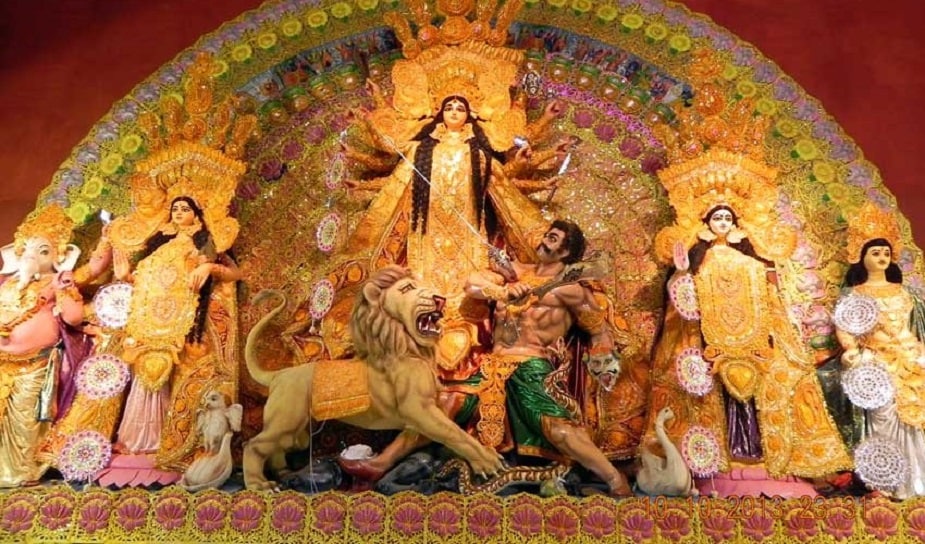সারাবছর ৪ বার হয় নবরাত্রি ৷ বাসন্তী পুজোর সময়কার তিথিকে বলা হয় চৈত্র নবরাত্রি ৷ শরৎ নবরাত্রি, চৈত্র নবরাত্রি, গুপ্ত নবরাত্রি এবং মাঘ নবরাত্রি। চৈত্র নবরাত্রি মার্চ এপ্রিল মাসে বা চৈত্র মাসেই পড়ে। এই বছর ১৩ এপ্রিল মঙ্গলবার থেকে শুরু হচ্ছে চৈত্র নবরাত্রি, চলবে ২২ এপ্রিল বৃহস্পতিবার পর্যন্ত। সারাবছর ৪ বার হয় নবরাত্রি ৷ বাসন্তী পুজোর সময়কার তিথিকে বলা হয় চৈত্র নবরাত্রি ৷ শরৎ নবরাত্রি, চৈত্র নবরাত্রি, গুপ্ত নবরাত্রি এবং মাঘ নবরাত্রি। চৈত্র নবরাত্রি মার্চ এপ্রিল মাসে বা চৈত্র মাসেই পড়ে। এই বছর ১৩ এপ্রিল মঙ্গলবার থেকে শুরু হচ্ছে চৈত্র নবরাত্রি, চলবে ২২ এপ্রিল বৃহস্পতিবার পর্যন্ত।