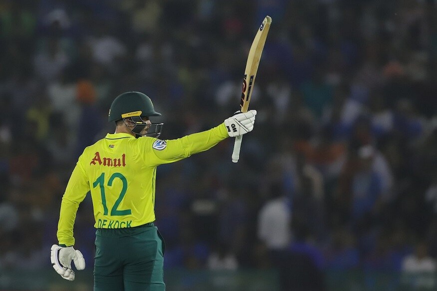 এদিন চাহার ও জাদেজার বলে প্রোটিয়া ব্যাটসম্যানরা সেভাবে দাগ কাটতে পারেননি ৷ কুইন্টন ডি কক ৫২ রান করেন ও বাভুমা ৪৯ রান করেন ৷ এটাই দক্ষিণ আফ্রিকার ইনিংসে দুই ক্রিকেটারের সর্বোচ্চ দুটি রান ৷ Photo- BCCI/ Twitter এদিন চাহার ও জাদেজার বলে প্রোটিয়া ব্যাটসম্যানরা সেভাবে দাগ কাটতে পারেননি ৷ কুইন্টন ডি কক ৫২ রান করেন ও বাভুমা ৪৯ রান করেন ৷ এটাই দক্ষিণ আফ্রিকার ইনিংসে দুই ক্রিকেটারের সর্বোচ্চ দুটি রান ৷ Photo- BCCI/ Twitter