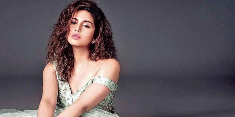 অবশেষে নায়িকা নিজেই সমস্ত কৌতূহলের অবসান ঘটালেন! প্রেমিকের জন্মদিন ৫ সেপ্টেম্বর, সেদিনই ইনস্টাগ্রামে জানালেন কার সঙ্গে প্রেম করছেন তিনি। 