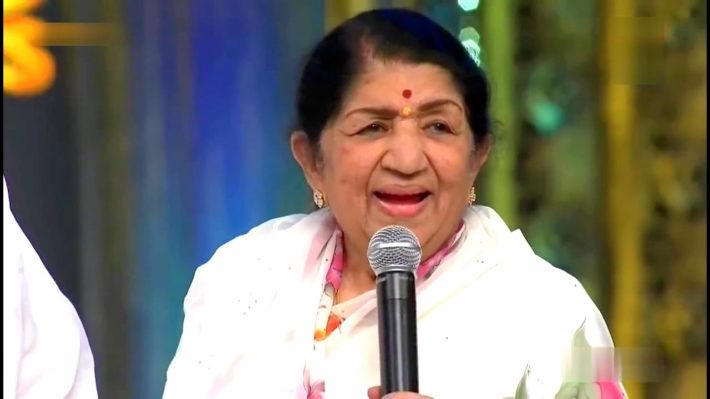 লতার কথায়, ‘আমার গান গেয়ে কেউ যদি ভালো থাকে, উন্নতি হয় ৷ তাহলে সত্যিই নিজেকে ধন্য মনে করব ৷ তবে আমার মনে হয় কাউকে নকল করে বেশি দিন থাকা সম্ভব নয় ৷’ লতার কথায়, ‘আমার গান গেয়ে কেউ যদি ভালো থাকে, উন্নতি হয় ৷ তাহলে সত্যিই নিজেকে ধন্য মনে করব ৷ তবে আমার মনে হয় কাউকে নকল করে বেশি দিন থাকা সম্ভব নয় ৷’