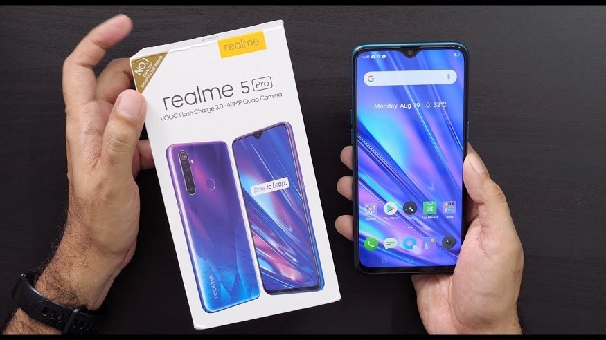 Realme-র অফিশিয়াল ওয়েবসাইট থেকে Realme 5 Pro কিনলে গ্রাহকরা mobikwik-এর তরফ থেকে পেয়ে যাবেন সুপার ক্যাশ। এছাড়াও পেয়ে যাবেন 7000 টাকার Jio Benefit আর Paytm First-এর অফার। Realme-র অফিশিয়াল ওয়েবসাইট থেকে Realme 5 Pro কিনলে গ্রাহকরা mobikwik-এর তরফ থেকে পেয়ে যাবেন সুপার ক্যাশ। এছাড়াও পেয়ে যাবেন 7000 টাকার Jio Benefit আর Paytm First-এর অফার।