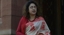 সারদা থেকে পাওয়া ৩০ লক্ষের বেশি টাকা ইডি-কে ফেরালেন শতাব্দী রায় সারদা থেকে পাওয়া ৩০ লক্ষের বেশি টাকা ইডি-কে ফেরালেন শতাব্দী রায়
