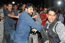 যাদবপুর বিশ্ববিদ্যালয়ের উপাচার্য দুর্বল, ওঁর অবিলম্বে পদত্যাগ করা উচিৎ: বাবুল যাদবপুর বিশ্ববিদ্যালয়ের উপাচার্য দুর্বল, ওঁর অবিলম্বে পদত্যাগ করা উচিৎ: বাবুল