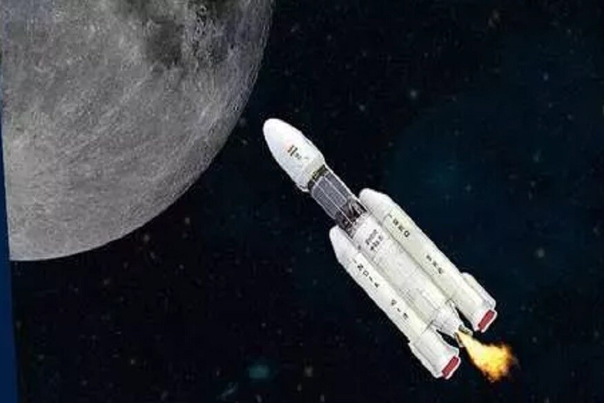 চাঁদে নামার আগেই নিরুদ্দেশ হয়ে যায় চন্দ্রযান ২ ল্যান্ডার। ল্যান্ডার বিক্রমের সঙ্গে যোগাযোগ বিচ্ছিন্ন হয়ে যায় বলে জানিয়ে দেন ইসরোর চেয়ারম্যান। গতি কমিয়ে চাঁদের দক্ষিণ মেরুতে অবতরণের ২.১ কিমি আগেই বিক্রমের সঙ্গে যোগাযোগ বিচ্ছিন্ন হয়। চাঁদ ছুঁতে না পারলেও ইসরোর সাফল্য আকাশছোঁয়া। চাঁদে নামার আগেই নিরুদ্দেশ হয়ে যায় চন্দ্রযান ২ ল্যান্ডার। ল্যান্ডার বিক্রমের সঙ্গে যোগাযোগ বিচ্ছিন্ন হয়ে যায় বলে জানিয়ে দেন ইসরোর চেয়ারম্যান। গতি কমিয়ে চাঁদের দক্ষিণ মেরুতে অবতরণের ২.১ কিমি আগেই বিক্রমের সঙ্গে যোগাযোগ বিচ্ছিন্ন হয়। চাঁদ ছুঁতে না পারলেও ইসরোর সাফল্য আকাশছোঁয়া।