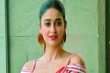 গুরুতর অসুস্থ ইলিয়ানা ডি'ক্রুজ, বিরল ও কঠিন রোগে আক্রান্ত 'রুস্তম' নায়িকা