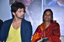 শুধু দেশ নয়, বিদেশেও রাণু ! মালয়েশিয়ায় রাণু মণ্ডলের গান ! দেখুন 'ভাইরাল' ভিডিও-- শুধু দেশ নয়, বিদেশেও রাণু ! মালয়েশিয়ায় রাণু মণ্ডলের গান ! দেখুন 'ভাইরাল' ভিডিও--