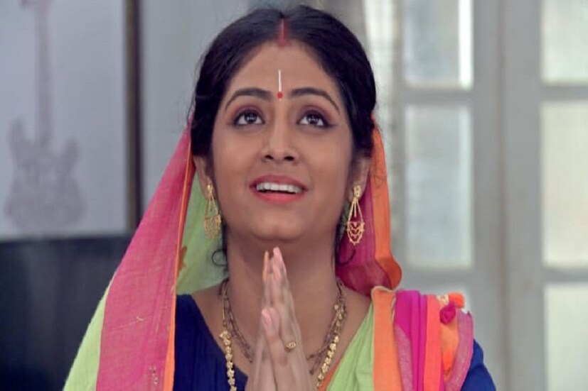  আজ ৬ সেপ্টেম্বর শুক্রবার নজরুল মঞ্চে বিকেল পাঁচটায় ঘোষিত হল টেলি অ্যাকাদেমি অ্যাওয়ার্ড ২০১৯। সেই তালিকায় রয়েছে একগুচ্ছ সিরিয়ালের নাম। তার মধ্যে টেলিভিশনের জনপ্রিয় সিরিয়াল &quot;কৃষ্ণকলি&quot; একাই জিতে নিল বেশ কতগুলি পুরষ্কার।  photo source collected