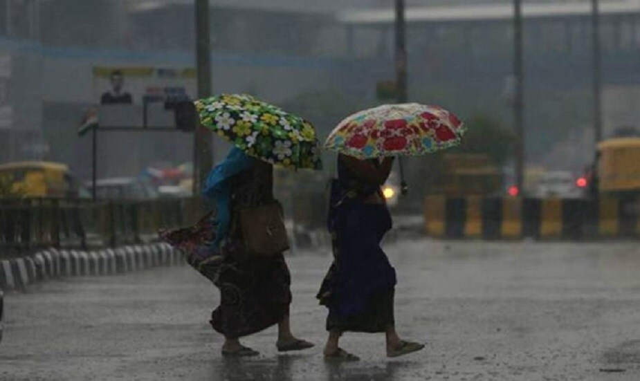 এছাড়াও অরুণাচল প্রদেশ, অসম, মেঘালয়, গুজরাত, মধ্য মহারাষ্ট্র, মরাঠাওয়াড়া, কোঙ্কন, গোয়া, তেলঙ্গানা, রায়লসীমা, কর্নাটকের উপকূলীয় এলাকা, তামিলনাড়ু, পুদুচেরিতে তুমুল ঝড়বৃষটি হতে চলেছে ৷ প্রতীকী ছবি ৷ এছাড়াও অরুণাচল প্রদেশ, অসম, মেঘালয়, গুজরাত, মধ্য মহারাষ্ট্র, মরাঠাওয়াড়া, কোঙ্কন, গোয়া, তেলঙ্গানা, রায়লসীমা, কর্নাটকের উপকূলীয় এলাকা, তামিলনাড়ু, পুদুচেরিতে তুমুল ঝড়বৃষটি হতে চলেছে ৷ প্রতীকী ছবি ৷
