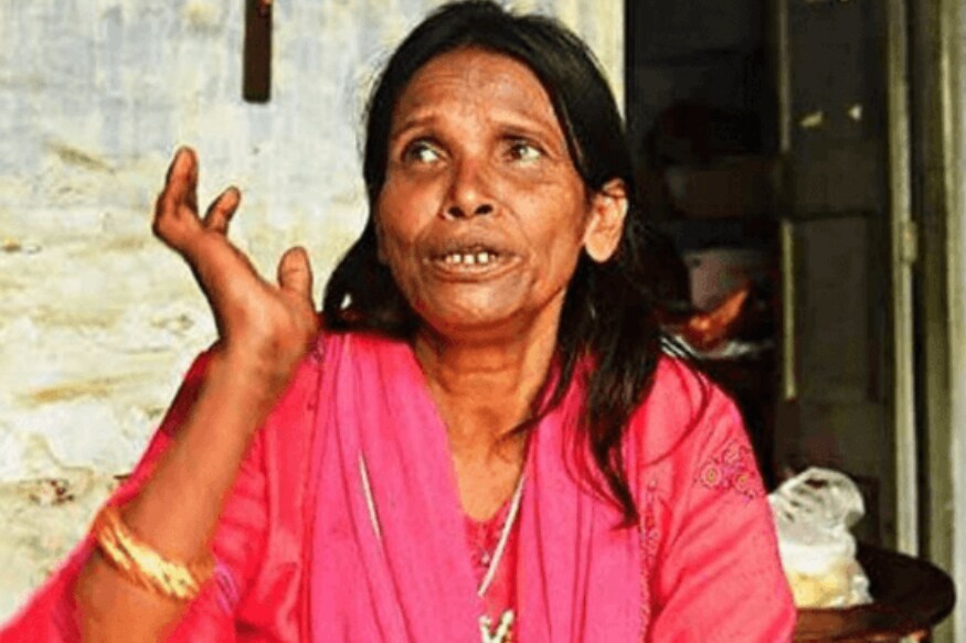 লাইমলাইটে যাওয়ার সঙ্গে সঙ্গে রাণাঘাটের পুরনো বাড়ি ছেড়ে নতুন বাড়িতে উঠে যান রাণু মণ্ডল। নিন্দুকেরা বলছেন, ইদানীং নাকি আর তেমন কাজ পাচ্ছেন না রাণু, তাই মিডিয়ার মুখোমুখি হচ্ছেন না। বলা যায়, মিডিয়া বিমুখ হয়ে পড়েছেন। লাইমলাইটে যাওয়ার সঙ্গে সঙ্গে রাণাঘাটের পুরনো বাড়ি ছেড়ে নতুন বাড়িতে উঠে যান রাণু মণ্ডল। নিন্দুকেরা বলছেন, ইদানীং নাকি আর তেমন কাজ পাচ্ছেন না রাণু, তাই মিডিয়ার মুখোমুখি হচ্ছেন না। বলা যায়, মিডিয়া বিমুখ হয়ে পড়েছেন।
