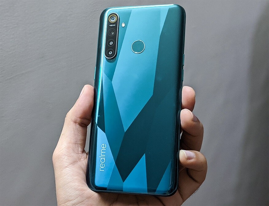 Realme 5 Pro-এর দাম শুরু হচ্ছে 13,999 টাকা থেকে, এি ভেরিয়েন্টে রয়েছে 4GB + 64GB স্টোরেজ। আর 6GB + 64GB স্টোরেজের দাম 14,999 । এই ফোনটি 8GB RAM ভেরিয়েন্টেও পাওয়া যাচ্ছে। Realme 5 Pro-এর দাম শুরু হচ্ছে 13,999 টাকা থেকে, এি ভেরিয়েন্টে রয়েছে 4GB + 64GB স্টোরেজ। আর 6GB + 64GB স্টোরেজের দাম 14,999 । এই ফোনটি 8GB RAM ভেরিয়েন্টেও পাওয়া যাচ্ছে।