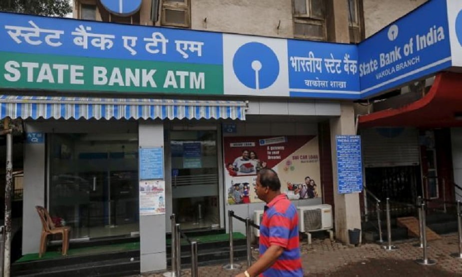 এছাড়া NEFT ও RTGS এর মতো ডিজিটাল মোডের মাধ্যমে লেনদেন আরও সস্তা করার প্ল্যান রয়েছে ৷ একটি ইংরেজি সংবাদমাধ্যমে প্রকাশিত খবর অনুযায়ী, স্টেট ব্যাঙ্কের নতুন চার্জ পয়লা অক্টোবর থেকে লাগু করা হবে ৷ এছাড়া NEFT ও RTGS এর মতো ডিজিটাল মোডের মাধ্যমে লেনদেন আরও সস্তা করার প্ল্যান রয়েছে ৷ একটি ইংরেজি সংবাদমাধ্যমে প্রকাশিত খবর অনুযায়ী, স্টেট ব্যাঙ্কের নতুন চার্জ পয়লা অক্টোবর থেকে লাগু করা হবে ৷