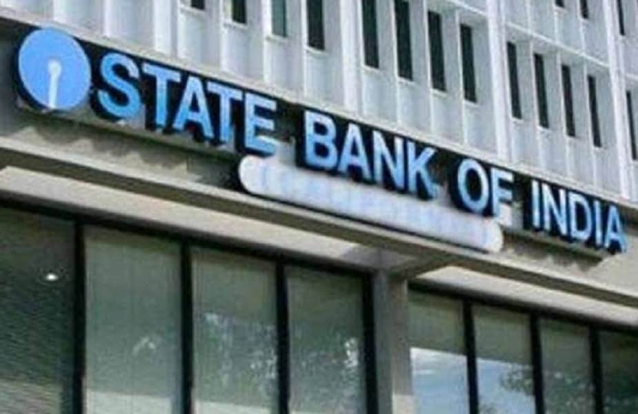 প্রথমে লাগইন করলেই আপনার হোম পেজে 'e-Services' এর অপশন দেখাবে ৷ তাতে ক্লিক করুন ৷ 'e-Services' এ ক্লিক করার পর আপনাকে 'Transfer of Savings Account' এর অপশন দেখাবে ৷ প্রথমে লাগইন করলেই আপনার হোম পেজে 'e-Services' এর অপশন দেখাবে ৷ তাতে ক্লিক করুন ৷ 'e-Services' এ ক্লিক করার পর আপনাকে 'Transfer of Savings Account' এর অপশন দেখাবে ৷