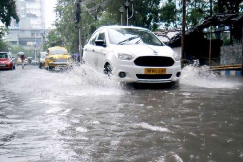  তবে আলিপুর আবহাওয়া দফতরের পূর্বাভাস অনুযায়ী উত্তরবঙ্গের ৫ জেলায় ভারী বৃষ্টির পূর্বাভাস ৷ 
