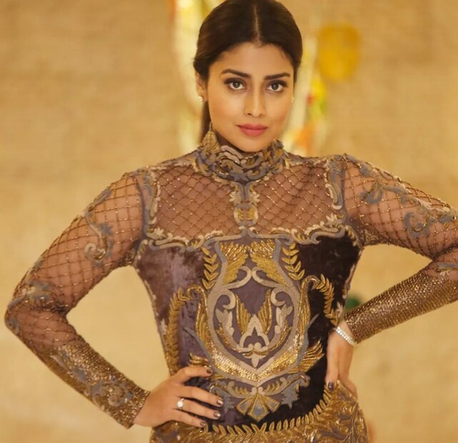 এই সময়ের মোহময়ী ও লাস্যময়ী নায়িকা শ্রিয়া শরণ ৷ সংগৃহীত ছবি ৷ 