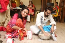ঠাকুর ঘরে অর্পিতা চট্টোপাধ্যায়, বাড়ির লক্ষ্মীপুজোয় পাশাপাশি প্রসেনজিৎও ঠাকুর ঘরে অর্পিতা চট্টোপাধ্যায়, বাড়ির লক্ষ্মীপুজোয় পাশাপাশি প্রসেনজিৎও