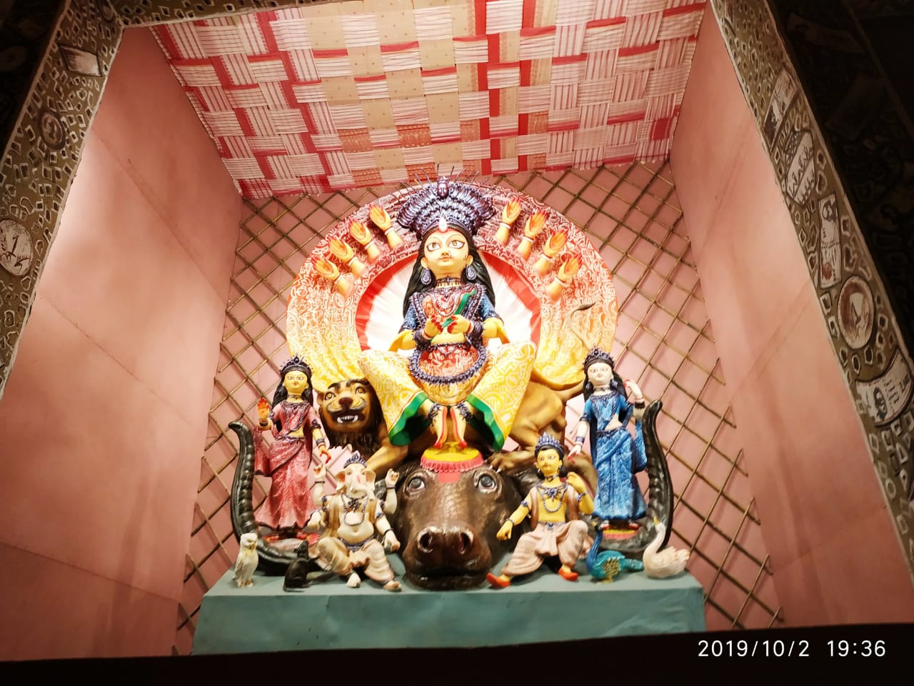 বিশেষ পুরস্কার: বরাহনগর নেতাজি কলোনি লো-ল্যান্ড, হরিদেবপুর নিউ স্পোর্টিং ক্লাব, টালা বারোয়ারি, গল্ফগ্রিন শারদোৎসব কমিটি, ৬৪ পল্লি, সন্তোষপুর অ্যাভিনিউ সাউথ পল্লিমঙ্গল, ফতেপুর দুর্গোৎসব কমিটি, নিউ পাড়া দাদাভাই সংঘ বরাহনগর, ২১ পল্লি ৷ বিশেষ পুরস্কার: বরাহনগর নেতাজি কলোনি লো-ল্যান্ড, হরিদেবপুর নিউ স্পোর্টিং ক্লাব, টালা বারোয়ারি, গল্ফগ্রিন শারদোৎসব কমিটি, ৬৪ পল্লি, সন্তোষপুর অ্যাভিনিউ সাউথ পল্লিমঙ্গল, ফতেপুর দুর্গোৎসব কমিটি, নিউ পাড়া দাদাভাই সংঘ বরাহনগর, ২১ পল্লি ৷